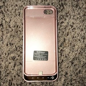 iPhone SE charging case